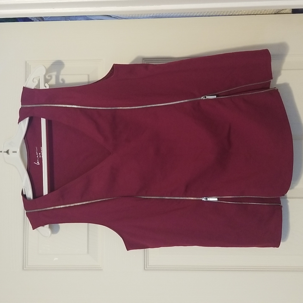 Used Lane Bryant sleeveless top,  burgundy,  size 14/16
